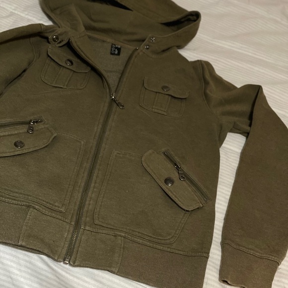 EMPYRE Pullover Hoodie Size S - Picture 3 of 8